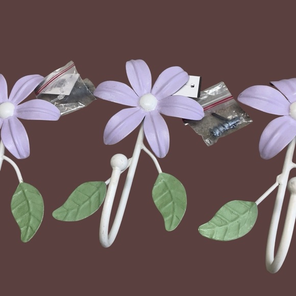 Pottery Barn flower wall hooks NEW - Picture 3 of 6